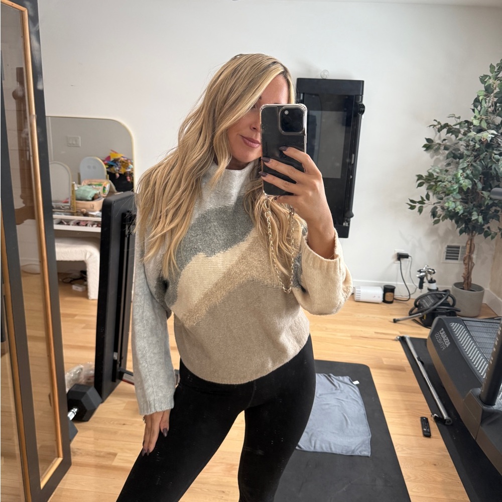 NWT Abercrombie sweater